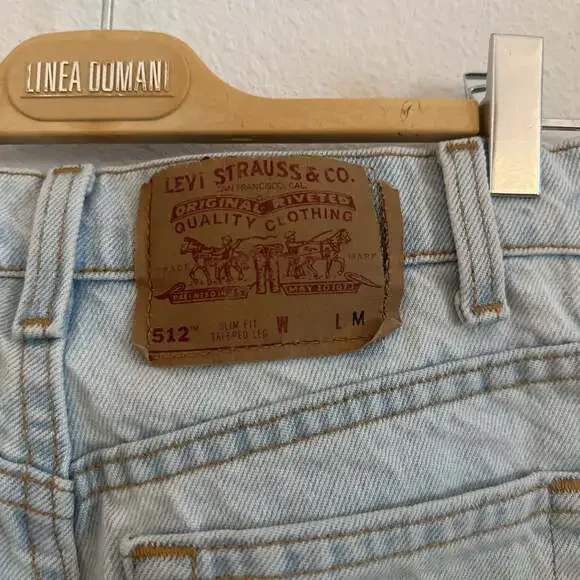 Vintage Levi's 512 Slim Fit Tapered Leg Light Wash Jeans